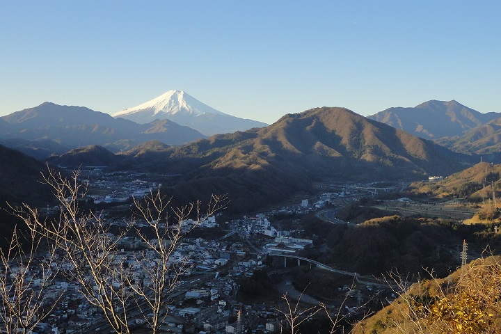 ��a�R����匎�s�X�̓W�]