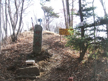 ���u��\�Z��R�̐Γ�