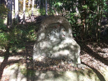 �O�c���R�E�B����