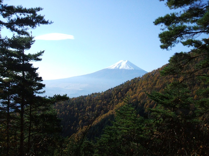 �O�c���R�E�҂̂������猩���x�m�R