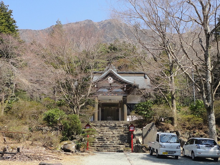 �����E�����_�ЂƋ����R