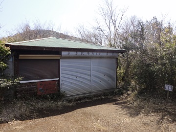 �����R�E������������