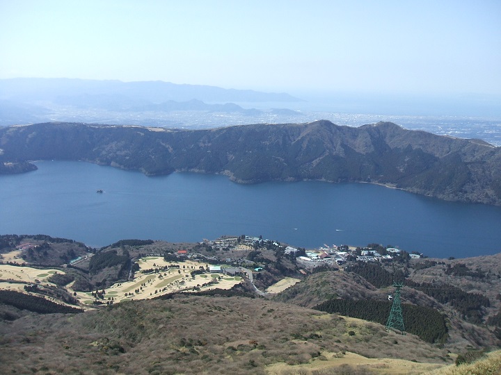 ������x���猩�����m�΁A�O�֎R�A�x�͘p