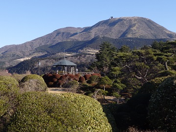 �ٓV�̕@�W�]��