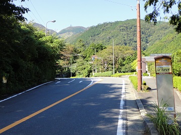 �z�e���͂͂ȑO�o�X��