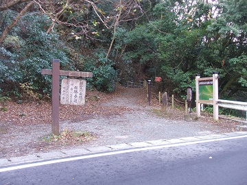 �{�_�쎩�R�T����������