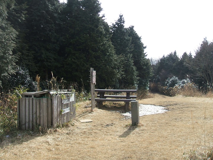 �����E����H�̑鑃�R