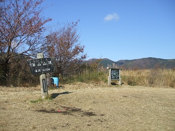 ���R�E�R��