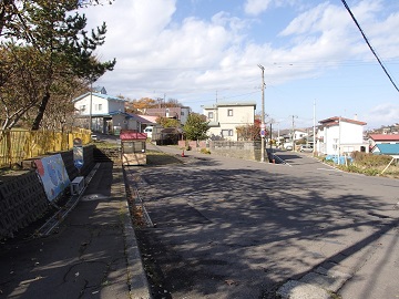 地球岬団地バス停