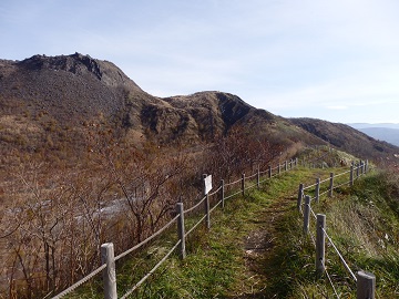 ロープウェイ山頂駅へ