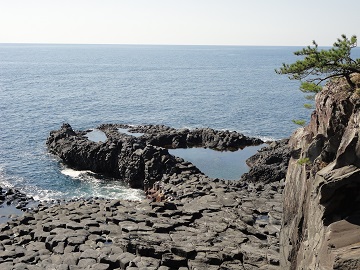 �嗄�E����