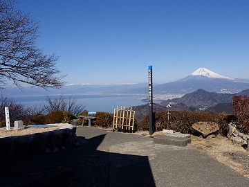 �R���W�]�L��