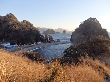 ���ɓ������E���R�R�[�X