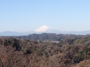 �֓��̕x�m���S�i�E�򖾎��Βn