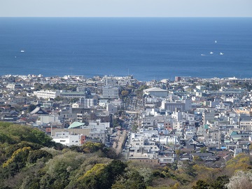 �\���₩��̓W�]