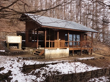 ��O�R����