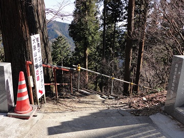 ���b�N�K�[�f���A��x�R��