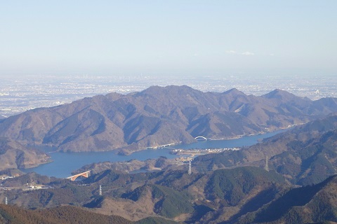 �ĎR���璭�߂��{������