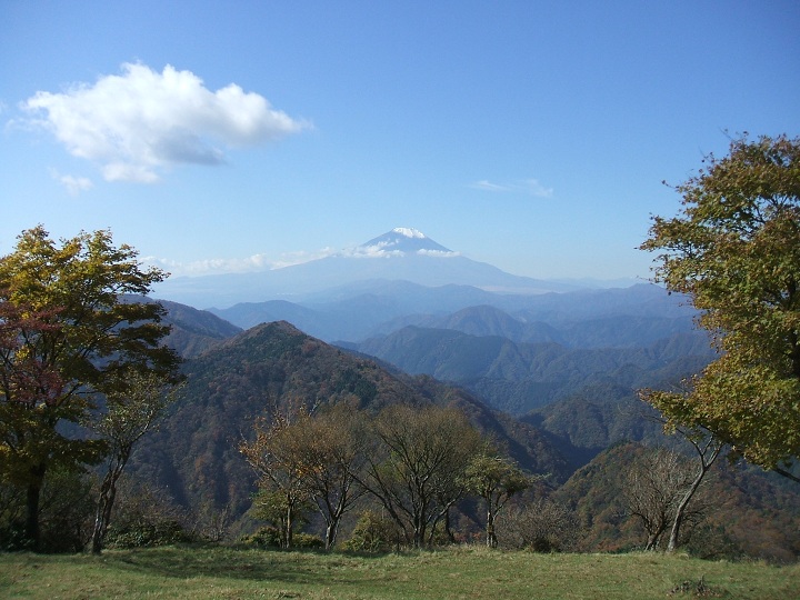 �犄�R����̕x�m�R�̒���