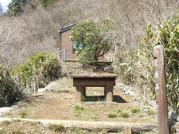 ���z�H����