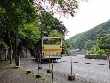 ��R�P�[�u���o�X��