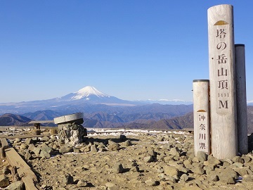 ���m�x�R��