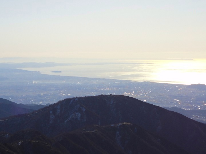 ���m�x����̑��͘p�ƍ]�m���̒���